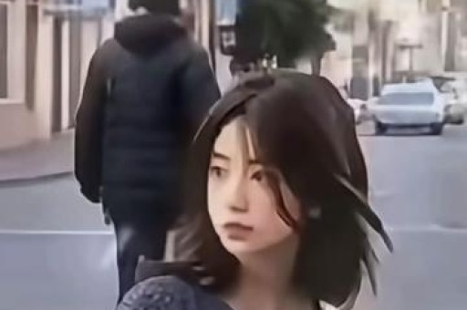 悉尼·斯威尼晒出《克里斯蒂》幕后照感人致谢引发关注